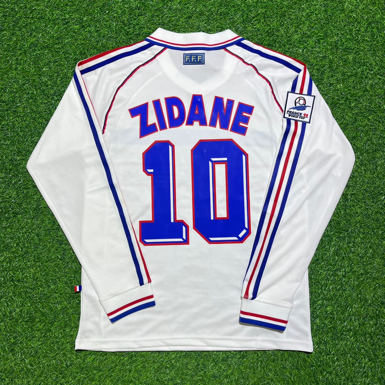Zinedine Zidane #10 France 1998 World Cup White Away Long Sleeve Retro Jersey