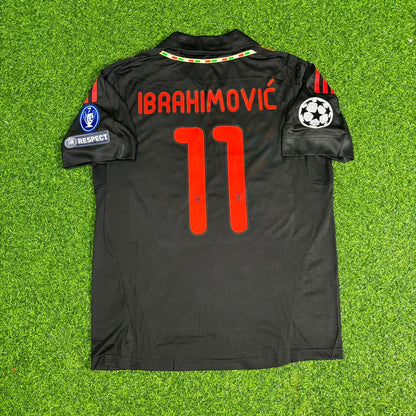 Zlatan Ibrahimović #11 AC Milan 2011 2012 Away Black Retro Jersey