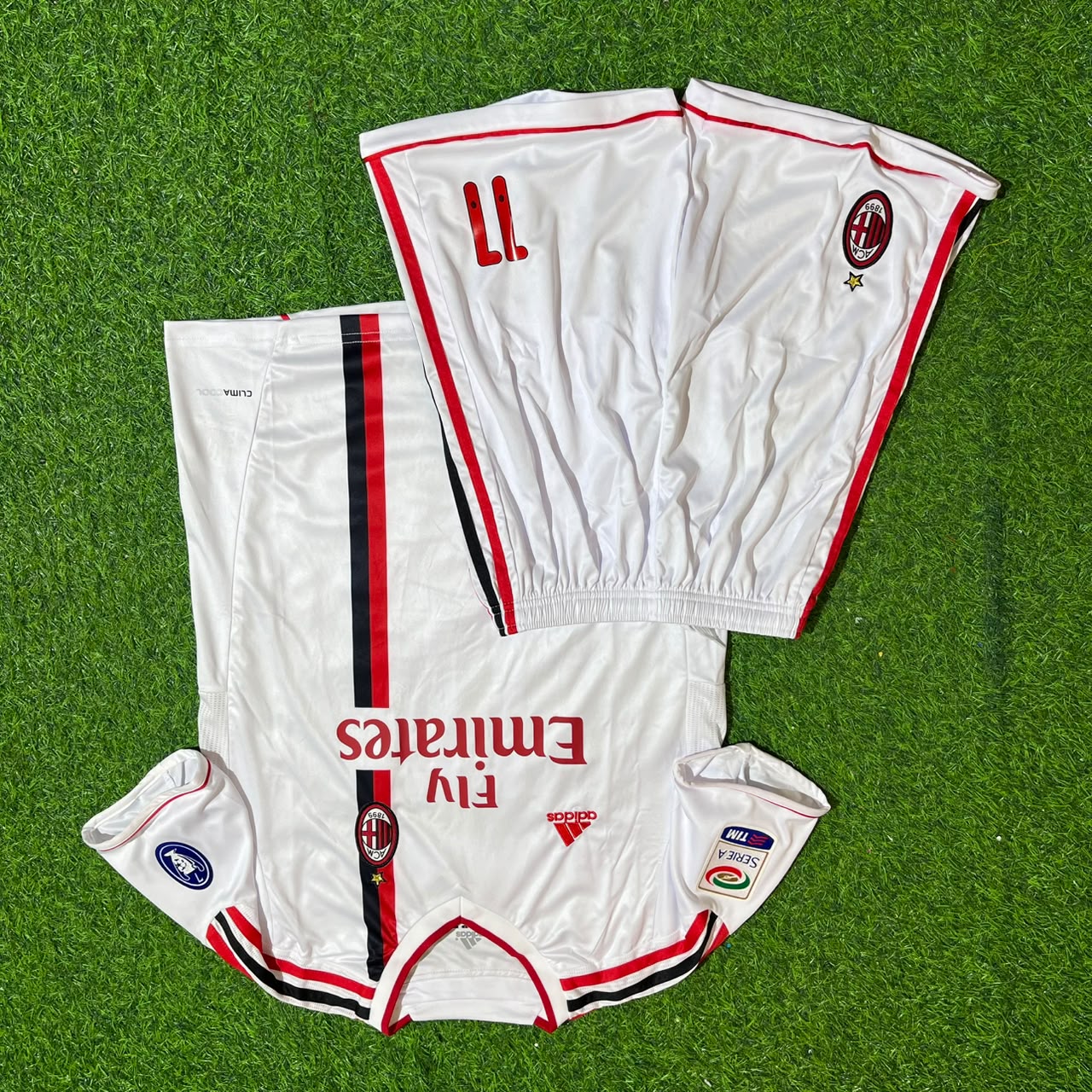 Zlatan Ibrahimović #11 Milan 2011-2012 White KIDS Away Retro Football Jersey