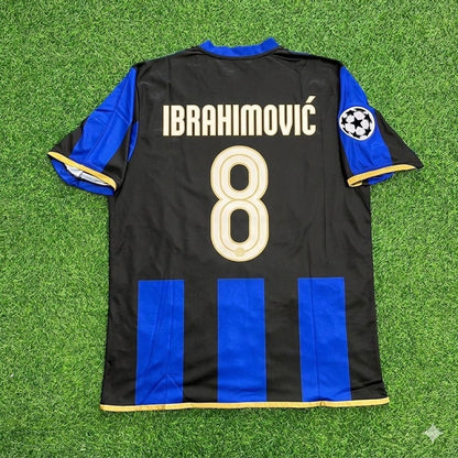 Zlatan Ibrahimović #8 Inter Milan 2008-09 Retro Football Jersey Kit