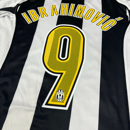 Zlatan Ibrahimović Juventus 2004-2005 White Home Retro Football Jersey