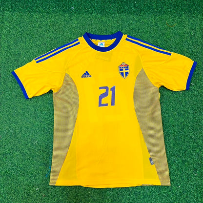 Zlatan Ibrahimovic Sweden 2002 World Cup Home Yellow Retro Football Jersey Kit