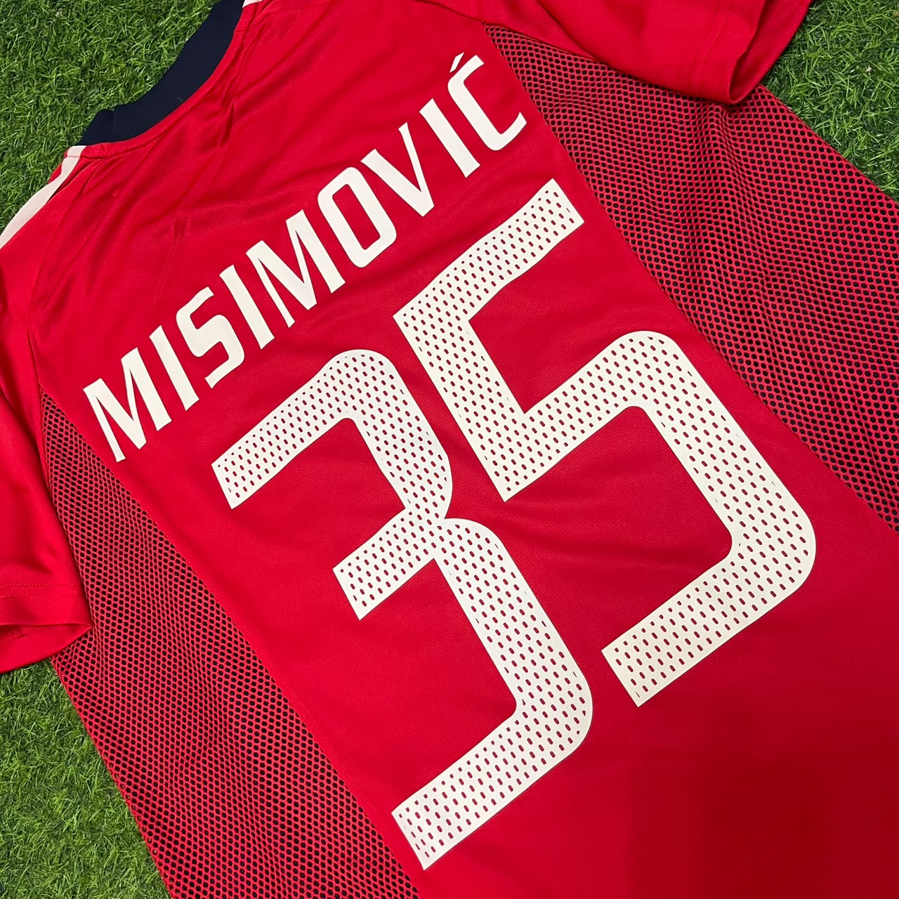 Zvjezdan Misimovic Bayern München 2002/2003 Season Home Red Retro Jersey